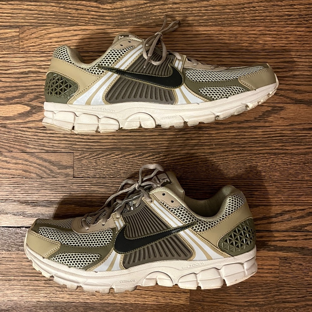 Nike Zoom Vomero 5 Neutral Olive